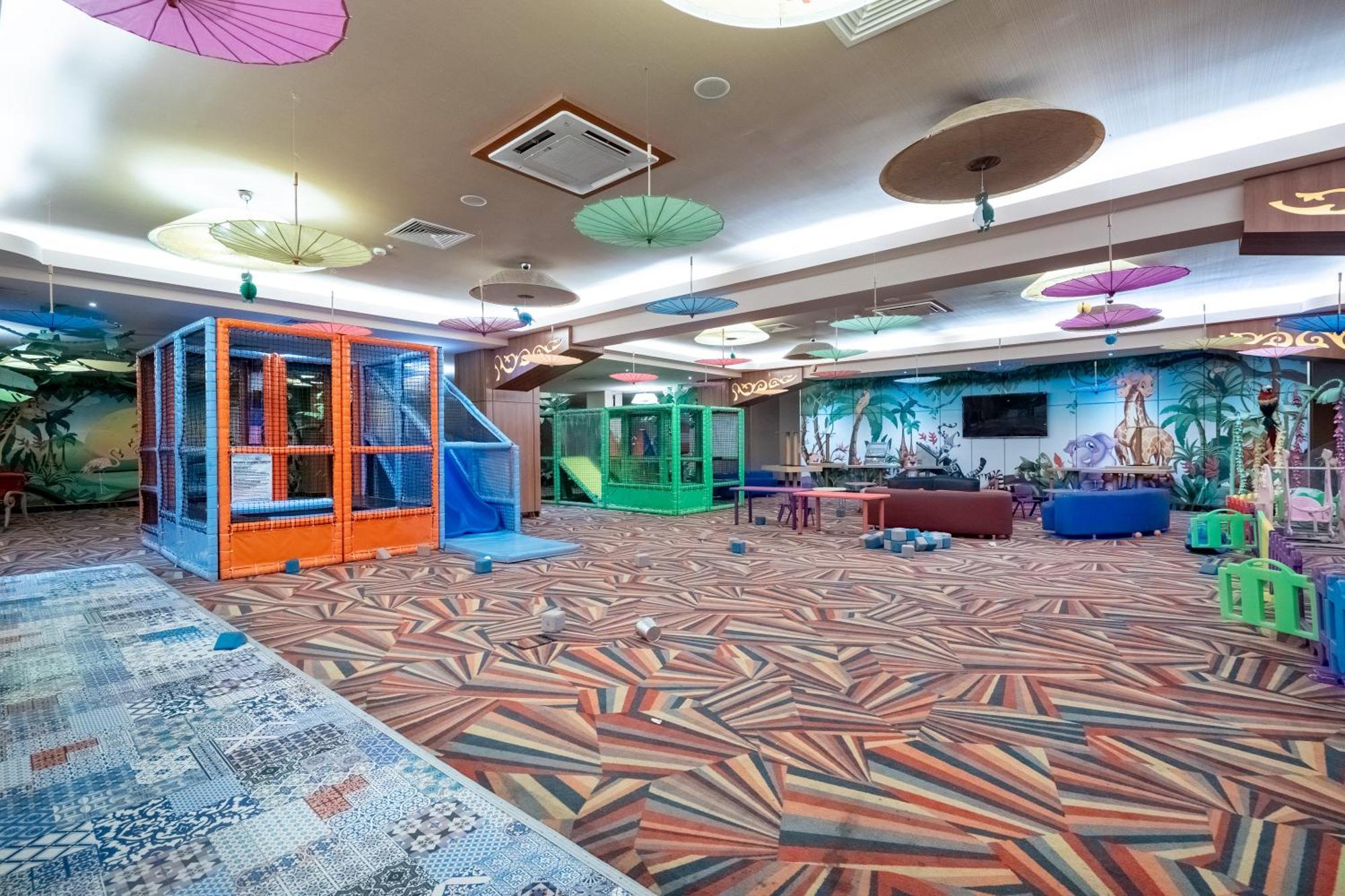 Appartamento Charlotte Grand Bucarest Esterno foto