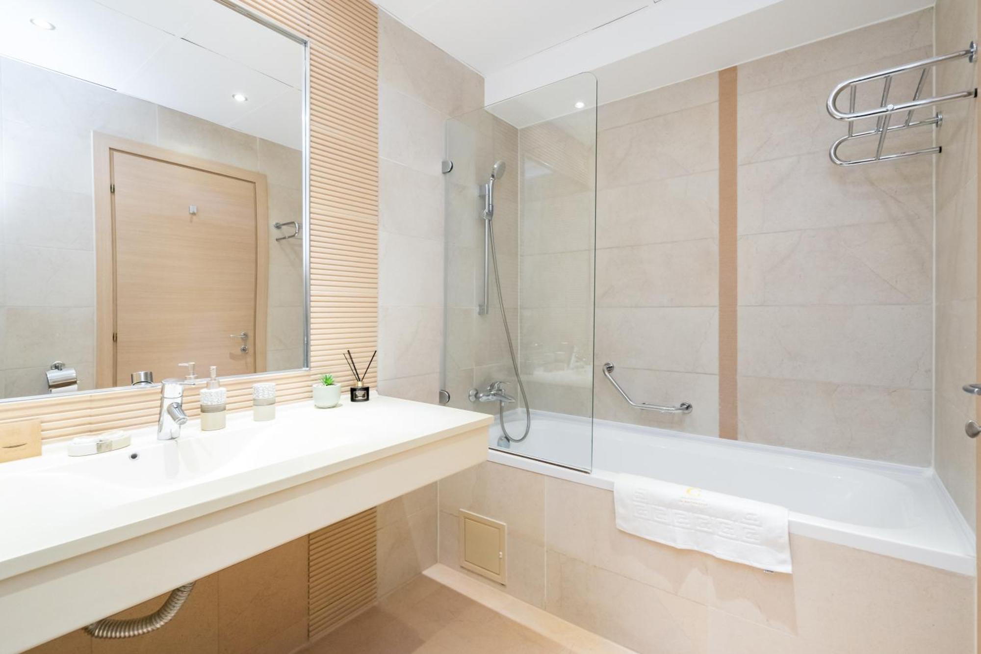 Appartamento Charlotte Grand Bucarest Esterno foto